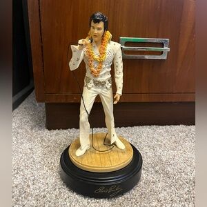 Elvis My Way Music Box